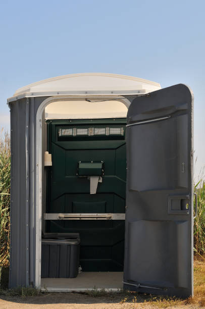 Best Porta potty delivery and setup  in Brookridge, FL